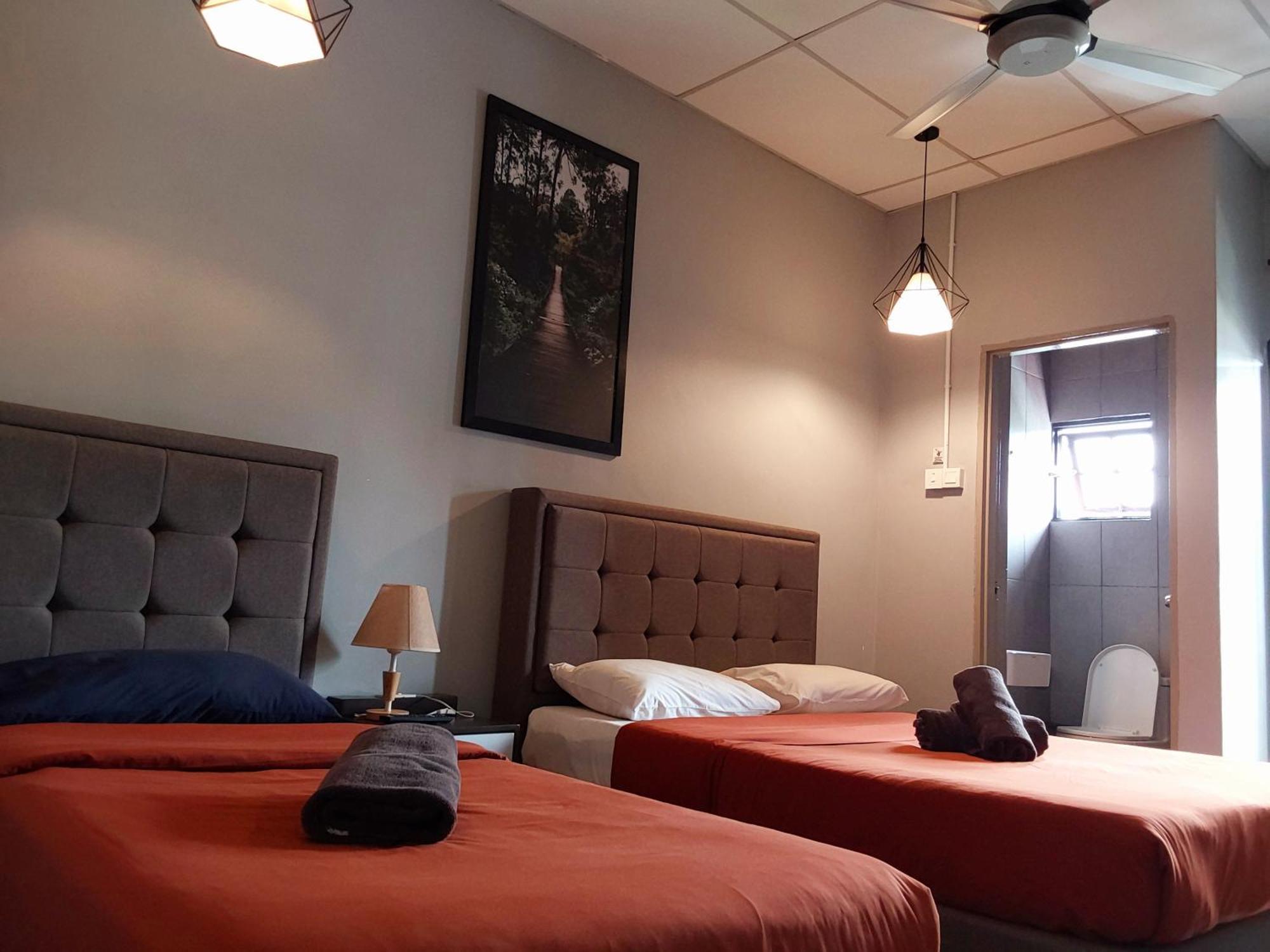Bricks Cameron Hostel Tanah Rata Room photo